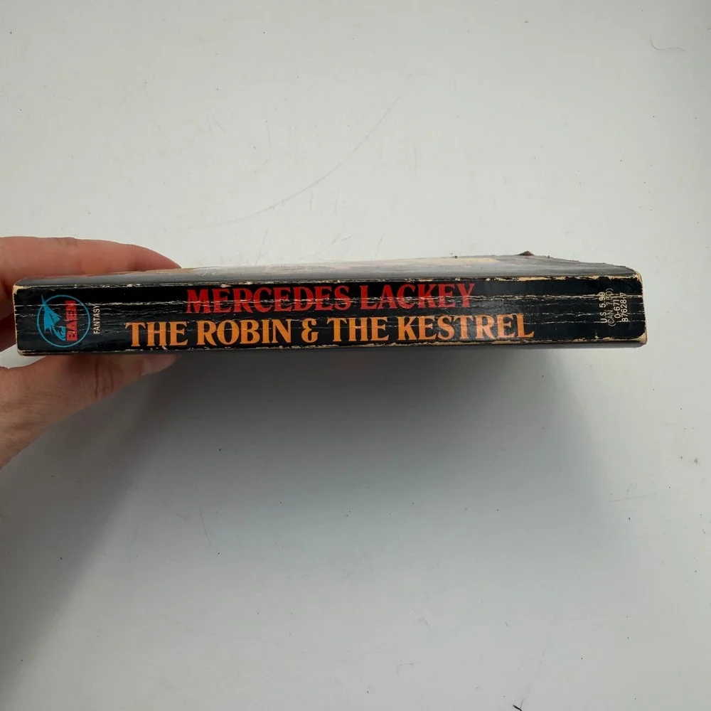 The Robin & The Kestrel Mercedes Lackey Bardic Voices Book 2 Paperback 1994